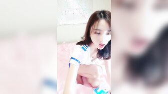 張美人換上車模制服 無套多體位內射騷穴 表情誘人