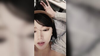 極品騷美女汝模姬水潤蜜穴等男友幹 猛操淫水流滿床