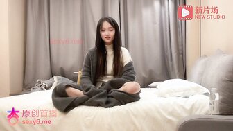 探花清純可愛美少女 換上黑絲女上騎乘騷叫不止