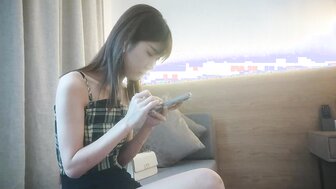 約炮24歲正妹 非常高冷很想大力抽插她