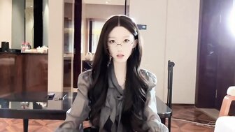 女秘書的陰謀 制服誘惑主動勾引老闆