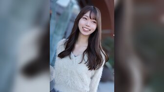 FC2PPV4318766 天真爛漫美少女人生初3P 極樂快感雙重中出