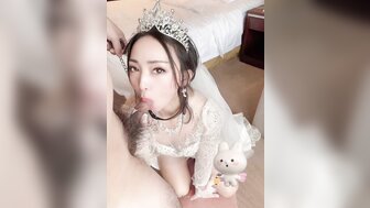 金主爸爸的要求穿著中式和西式婚紗啪啪[4]