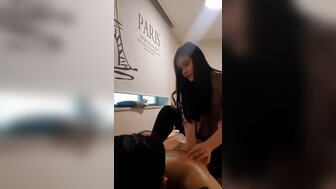 Oppa Kim找推油技師到家中按摩 把技師也推到狂操
