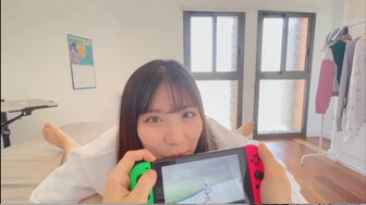 男友只顧打電動 巨乳女友撒嬌口交誘惑