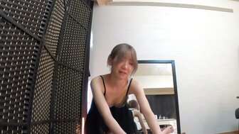 FC2PPV4515779 女大生在按摩店兼職 被培養成愛吸吮雞巴的好女孩[Part1]