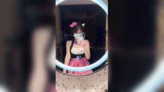 黑絲嫩妹不同姿勢誘惑做愛