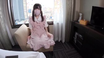 FC2PPV 2148005 貧乳正妹換女僕裝服侍 爽玩無毛小穴