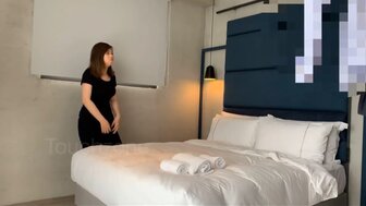 窗推後入嫩嫩美乳學生 狂操猛插才令緊張的她忍不住發出色色的叫聲#17