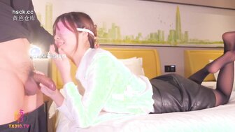 女客服肉體簽單手段