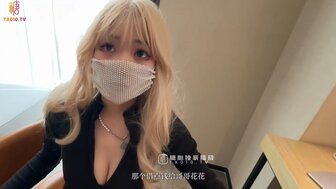火辣女主播慘尾隨劫色 炮機凌辱失禁潮吹