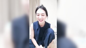 欲火焚身的33歲御姐奈不住寂寞約了炮友來家狂射幾炮才滿足
