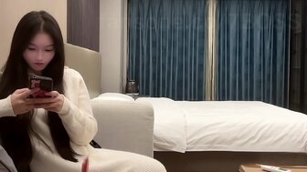 探花蜜臀學妹小穴水潤多汁