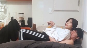 掰開蜜桃美臀女上體位狂操 蕩叫不斷[1]